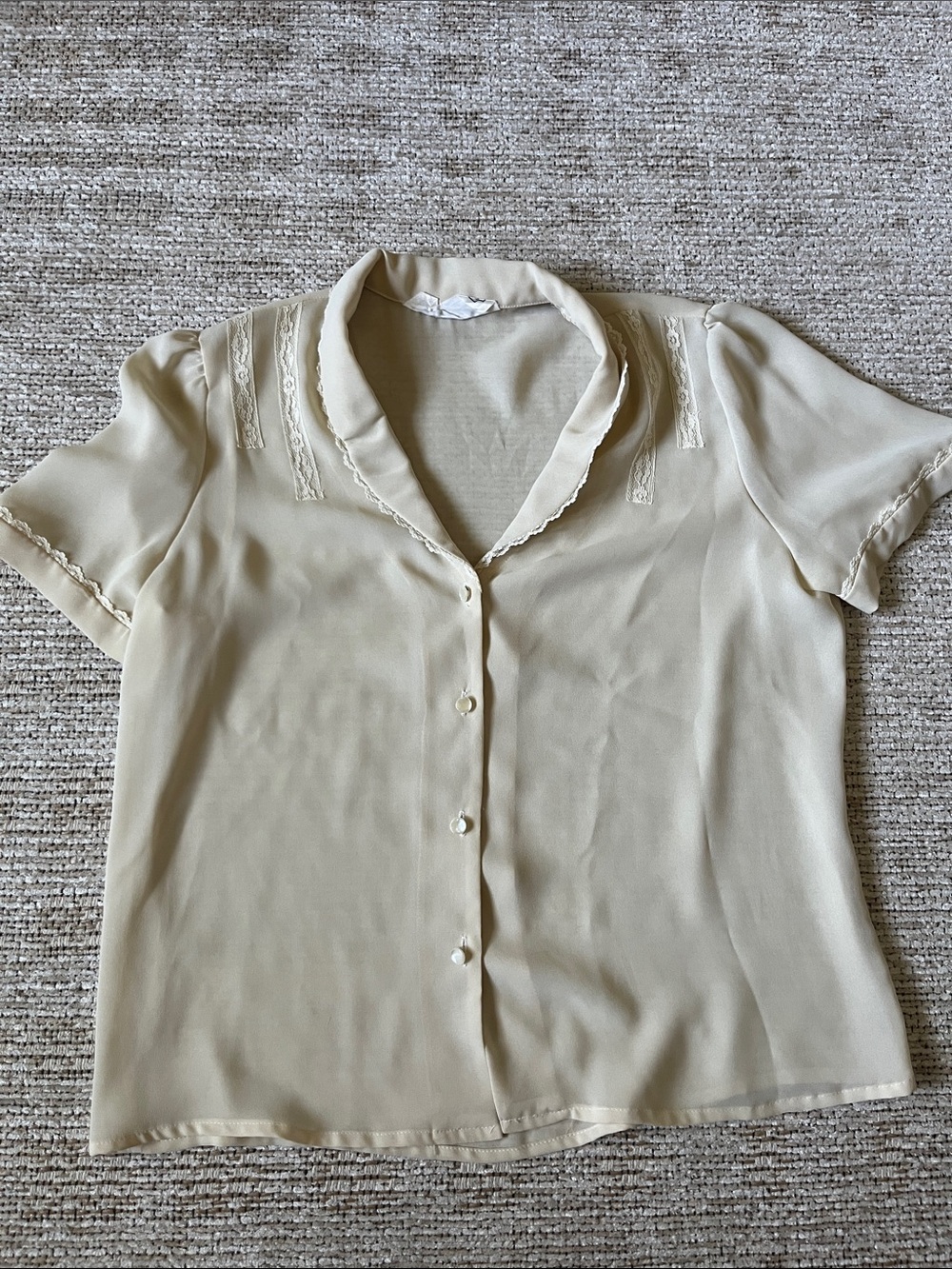 Vintage Cream Short-Sleeve Button-Front Blouse